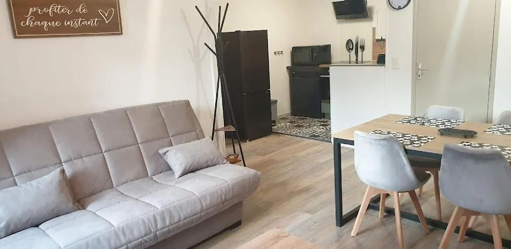 아파트 Cadurci 2 - Superbe Appartement, Climatise Avec Balcon- Wifi Vayrac 프랑스